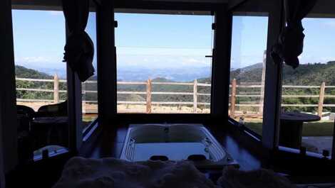 House for rent in Rio Preto - área Rural