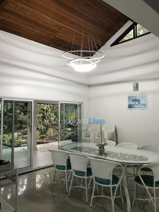 Casa para aluguel de temporada em São Sebastião (Toque Toque Pequeno)