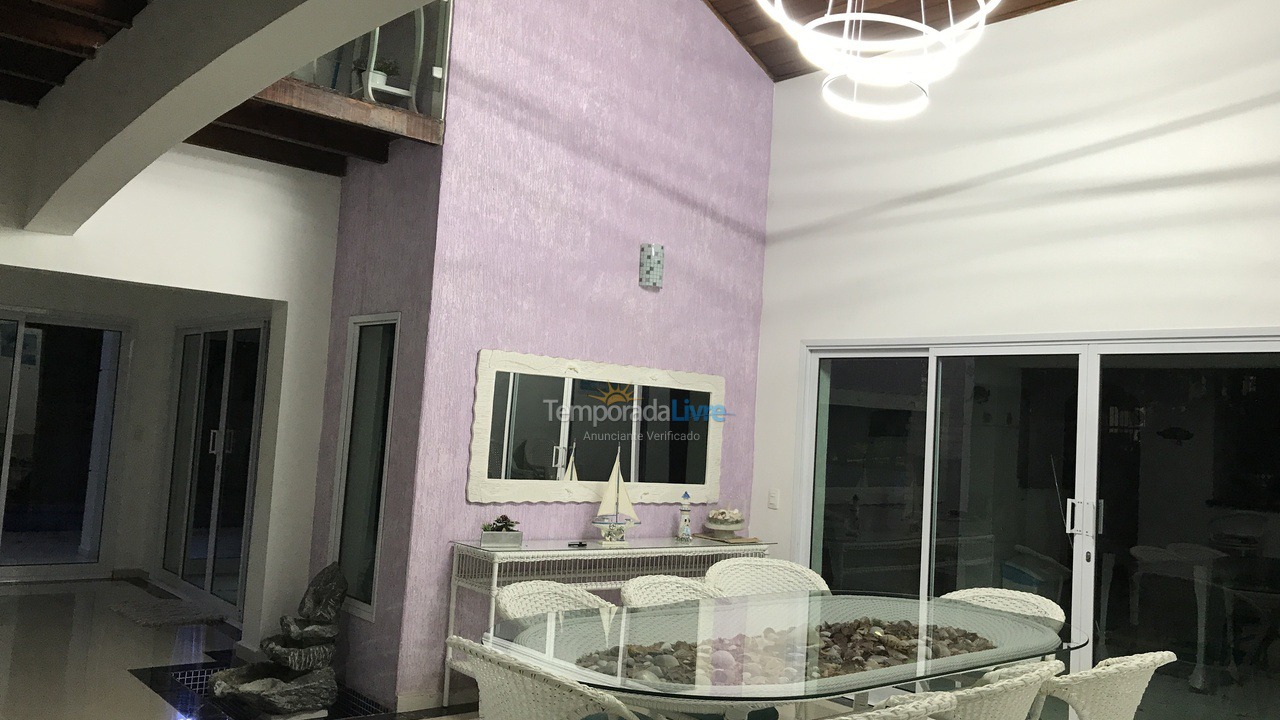 Casa para aluguel de temporada em São Sebastião (Toque Toque Pequeno)