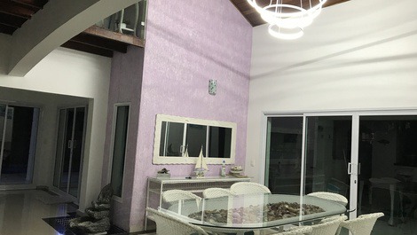 CASA ALTO PADRÃO - CONDOMÍNIO FECHADO