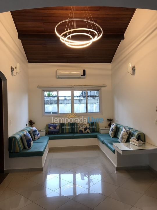 Casa para aluguel de temporada em São Sebastião (Toque Toque Pequeno)