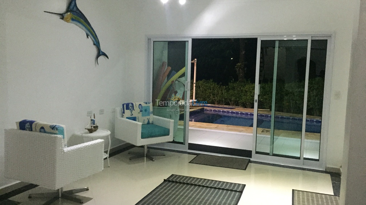 Casa para aluguel de temporada em São Sebastião (Toque Toque Pequeno)