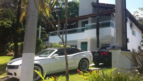 CASA ALTO PADRÃO - CONDOMÍNIO FECHADO