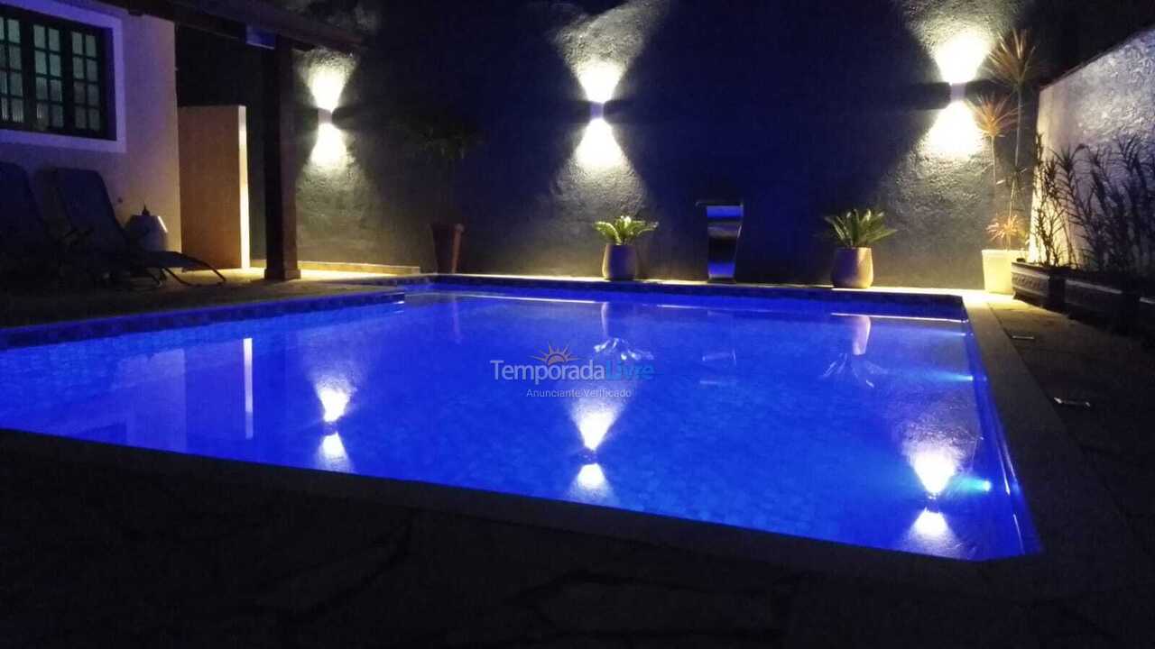 Casa para alquiler de vacaciones em Caraguatatuba (Massaguaçu)