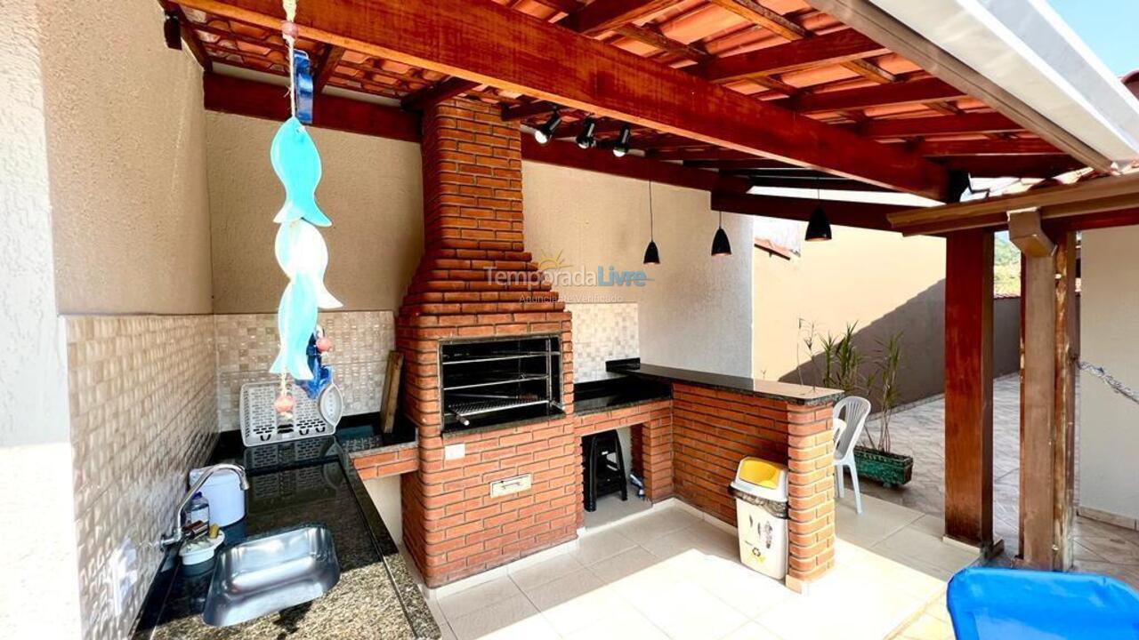 Casa para alquiler de vacaciones em Caraguatatuba (Massaguaçu)