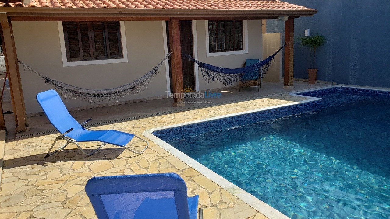 Casa para alquiler de vacaciones em Caraguatatuba (Massaguaçu)
