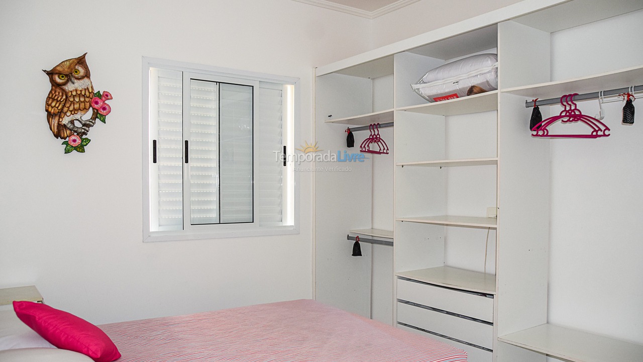 Apartment for vacation rental in Ubatuba (Praia Grande)