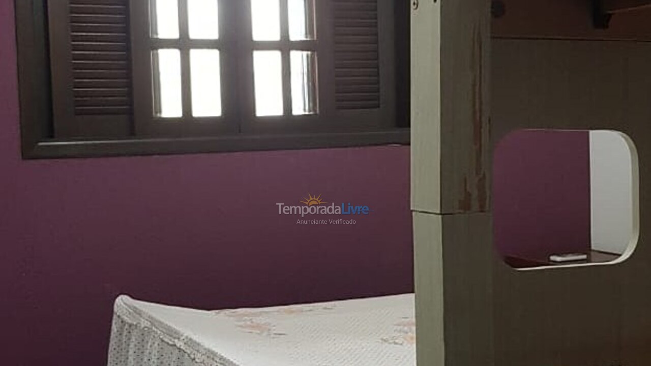 Casa para aluguel de temporada em Guaratuba (Coroados)