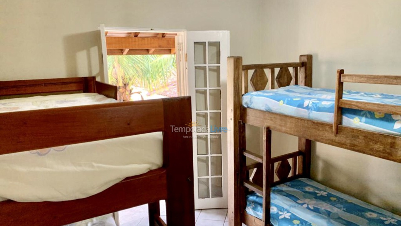 Casa para aluguel de temporada em Ubatuba (Praia das Toninhas)