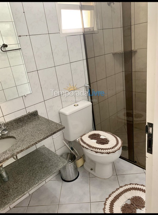 Casa para aluguel de temporada em Ubatuba (Praia das Toninhas)