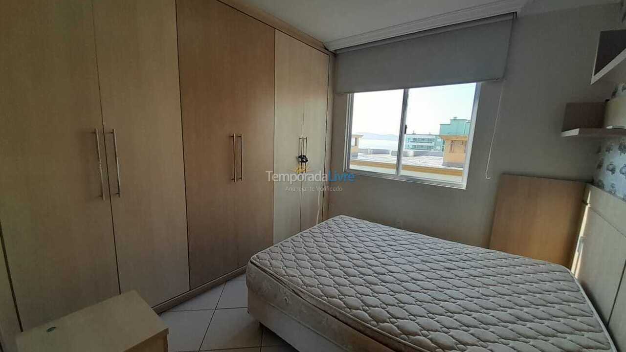 Apartamento para aluguel de temporada em Itapema (Meia Praia)