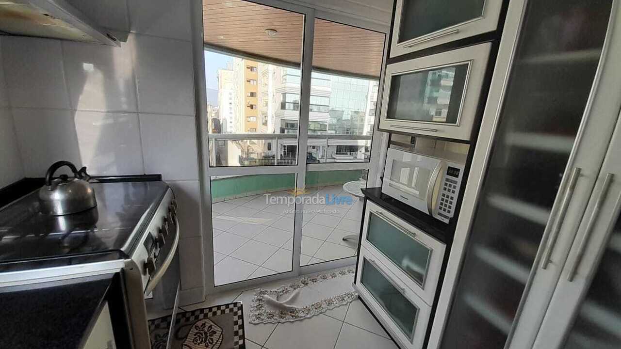 Apartamento para aluguel de temporada em Itapema (Meia Praia)