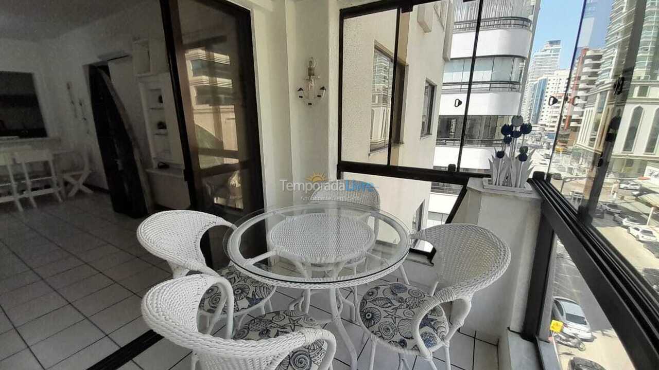 Apartment for vacation rental in Itapema (Meia Praia)