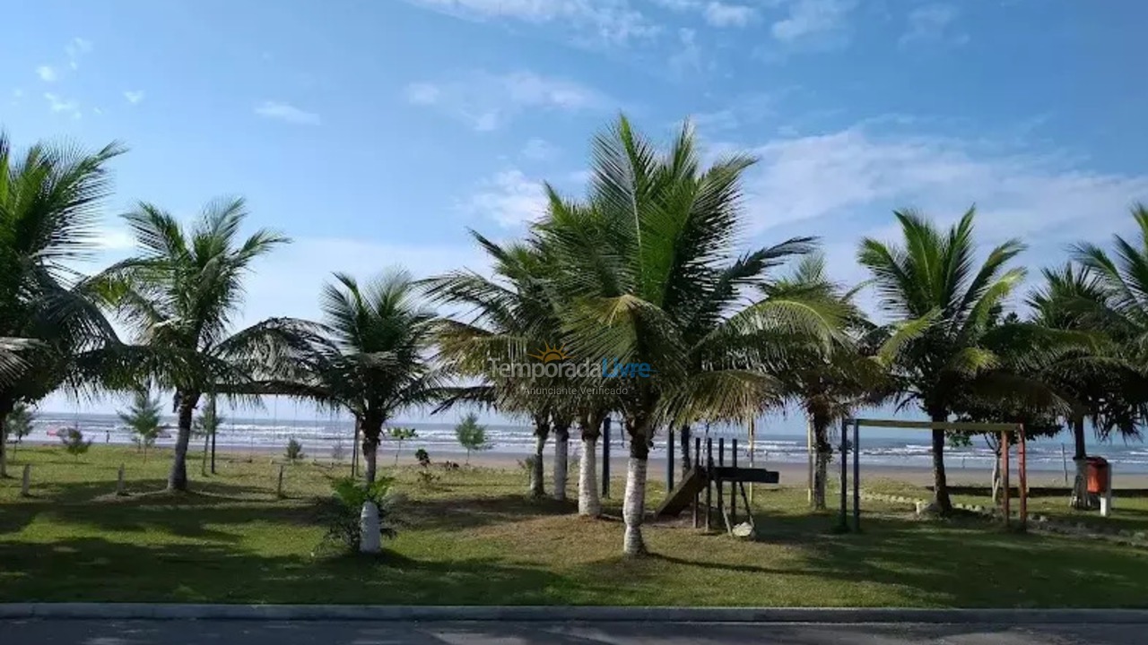 Casa para alquiler de vacaciones em Itanhaém (Balneário Tupy)