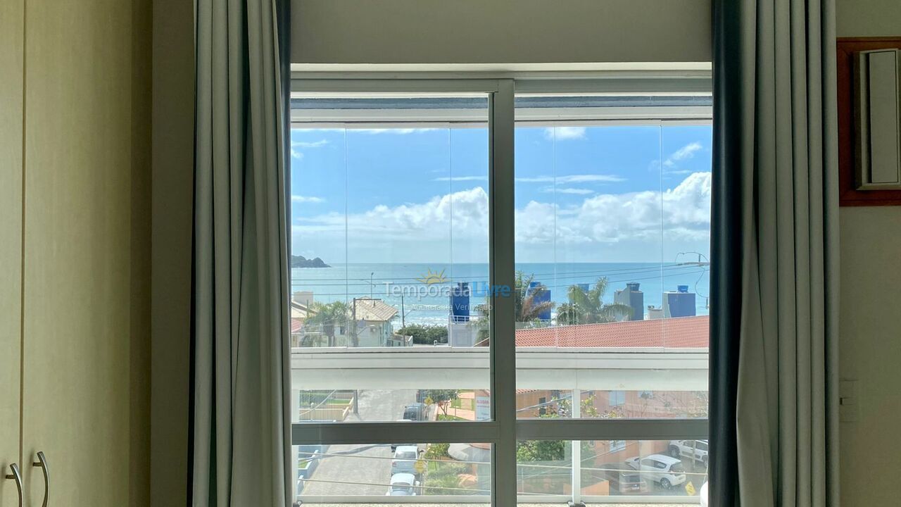 Apartamento para alquiler de vacaciones em Bombinhas (Praia de Bombas)