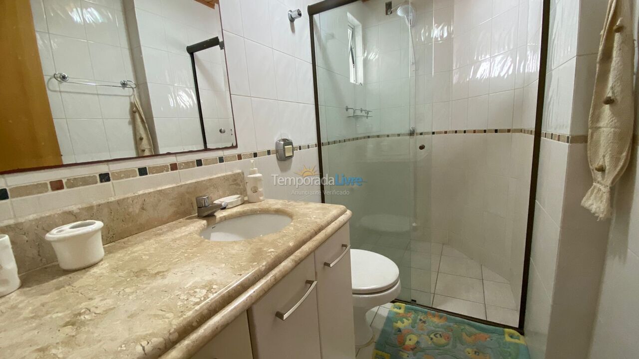 Apartamento para alquiler de vacaciones em Bombinhas (Praia de Bombas)