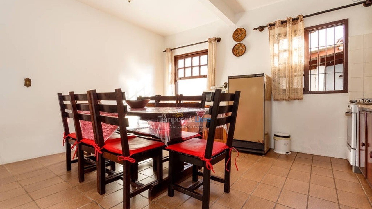 Casa para aluguel de temporada em Florianópolis (Cachoeira do Bom Jesus)