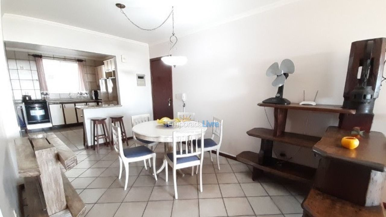 Apartment for vacation rental in Bombinhas (Praia de Bombas)