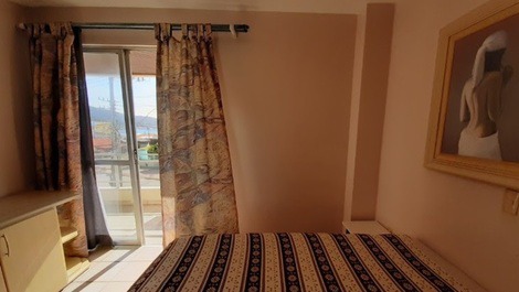 Apartment facing the main avenue of Bombas