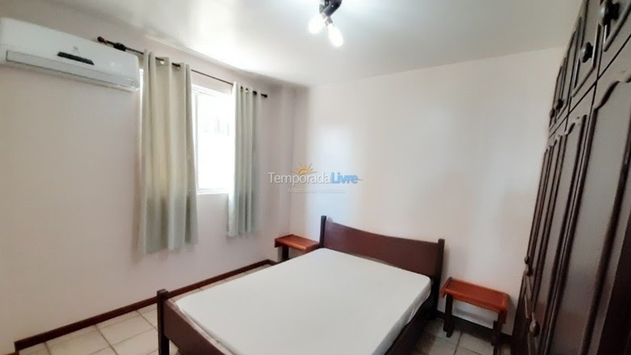 Apartment for vacation rental in Bombinhas (Praia de Bombas)