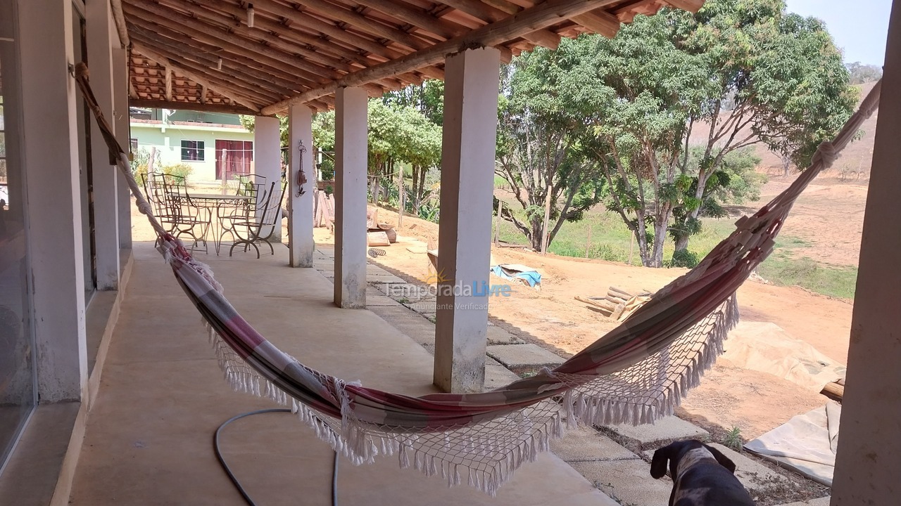 Chácara / sítio para aluguel de temporada em Piraúba (Zona Rural)