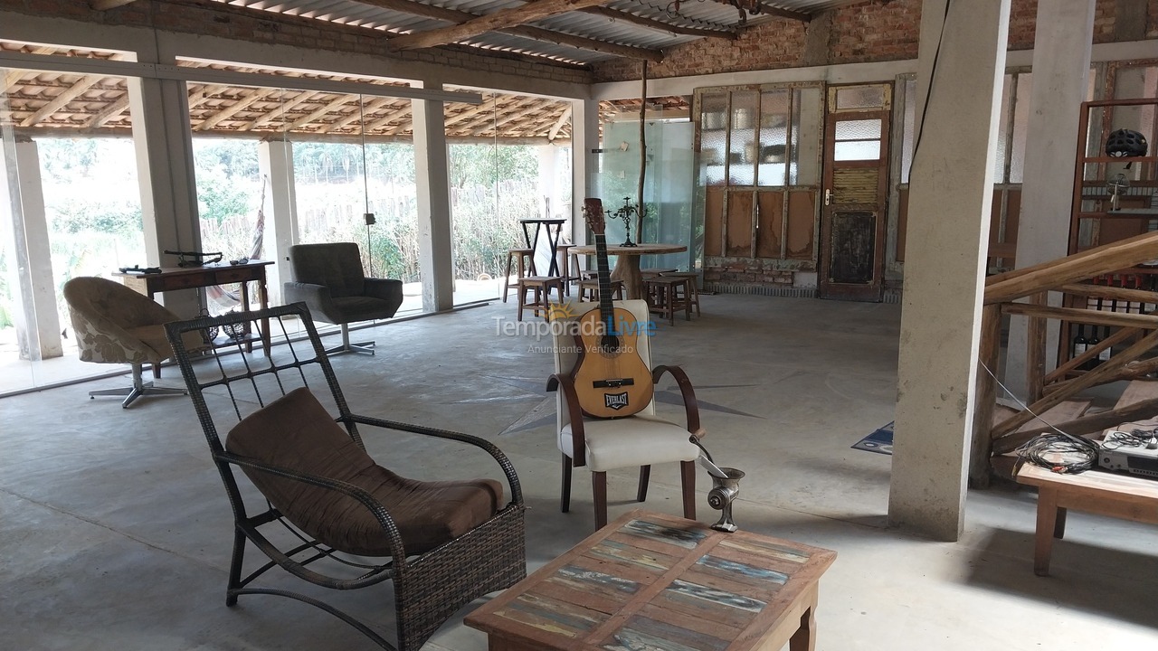 Chácara / sítio para aluguel de temporada em Piraúba (Zona Rural)