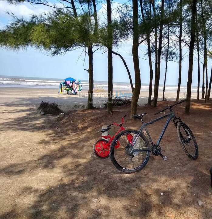 Casa para alquiler de vacaciones em Itanhaém (Jardim São Fernando)