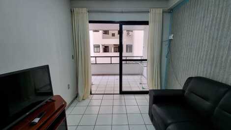 Ap de 3 dormitorios, 2 baños, vista parcial al mar, C / Wi-fi, C / Garaje
