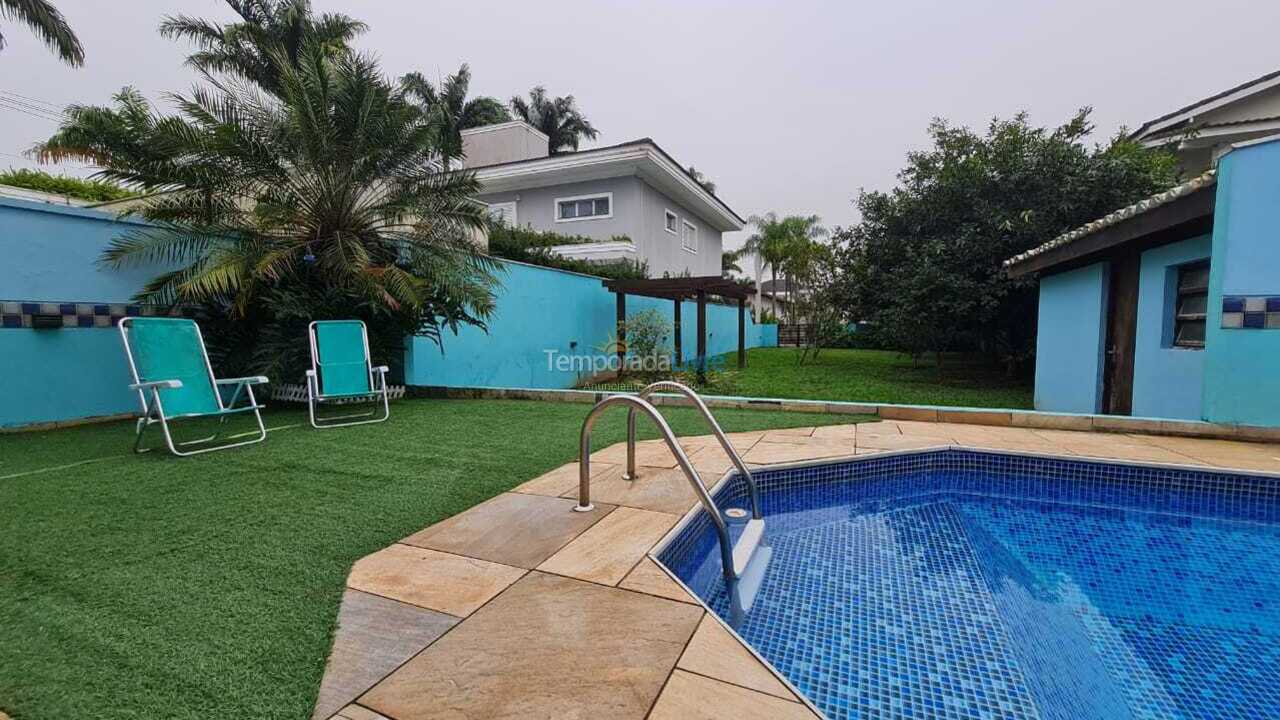 Casa para aluguel de temporada em Guarujá (Praia do Pernambuco)