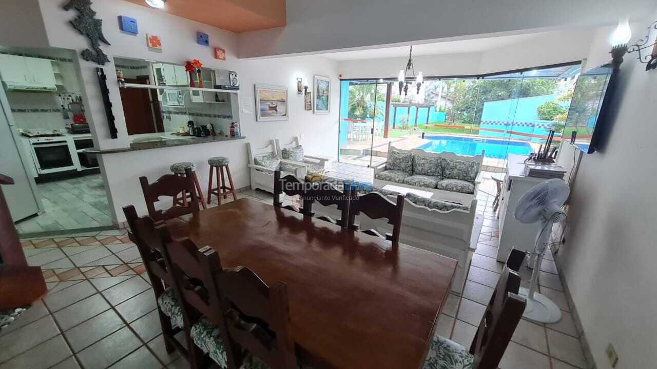 Casa para aluguel de temporada em Guarujá (Praia do Pernambuco)