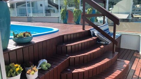 PENTHOUSE WITH POOL AND PANORAMIC SEA VIEW