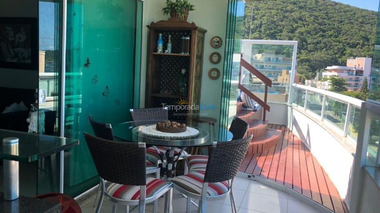 Apartment for vacation rental in Bombinhas (Praia de Bombas)