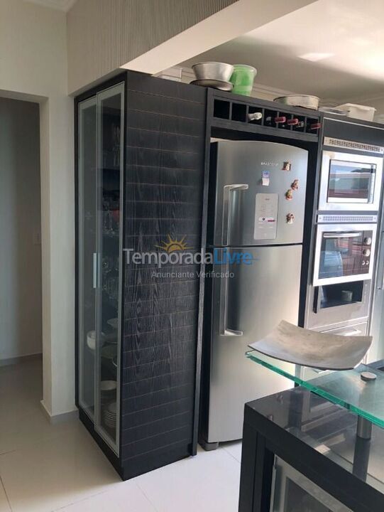 Apartment for vacation rental in Bombinhas (Praia de Bombas)