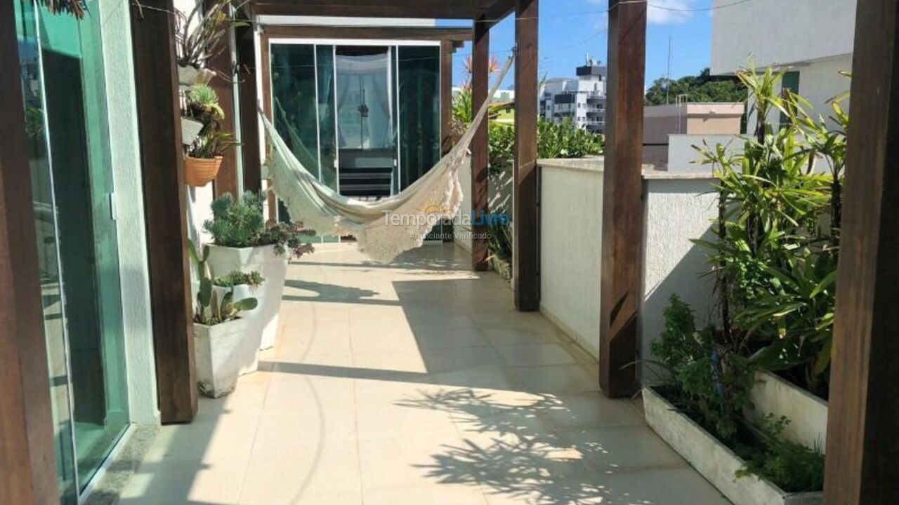 Apartment for vacation rental in Bombinhas (Praia de Bombas)