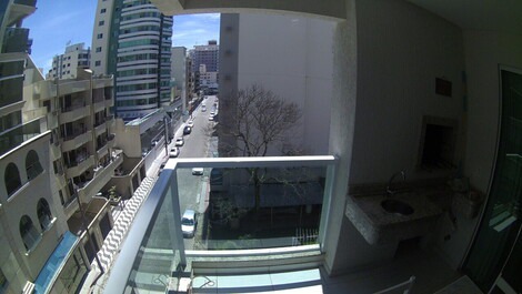 Sacada com churrasqueira