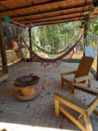 Casa de campo, en condominio cerrado, con toda la privacidad!