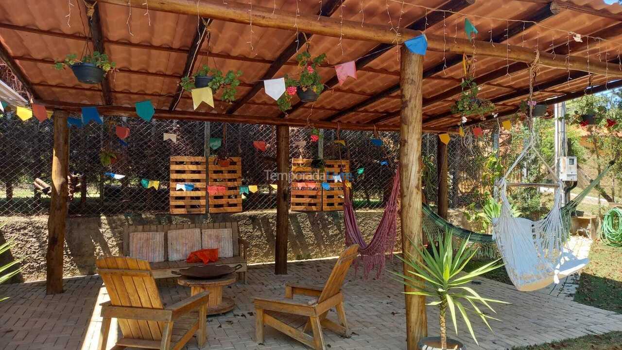 Casa para alquiler de vacaciones em Piracaia (Canedos)
