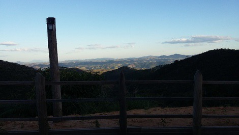 Vista do entardecer no chalé .