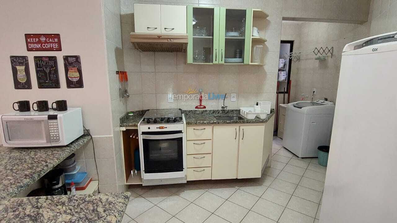 Apartamento para aluguel de temporada em Bombinhas (Praia de Bombas)