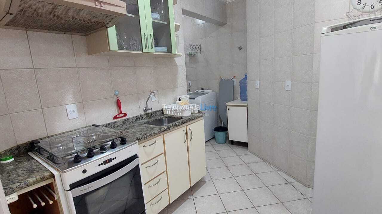 Apartamento para aluguel de temporada em Bombinhas (Praia de Bombas)