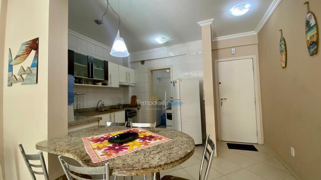 Apartment for vacation rental in Bombinhas (Praia de Bombas)