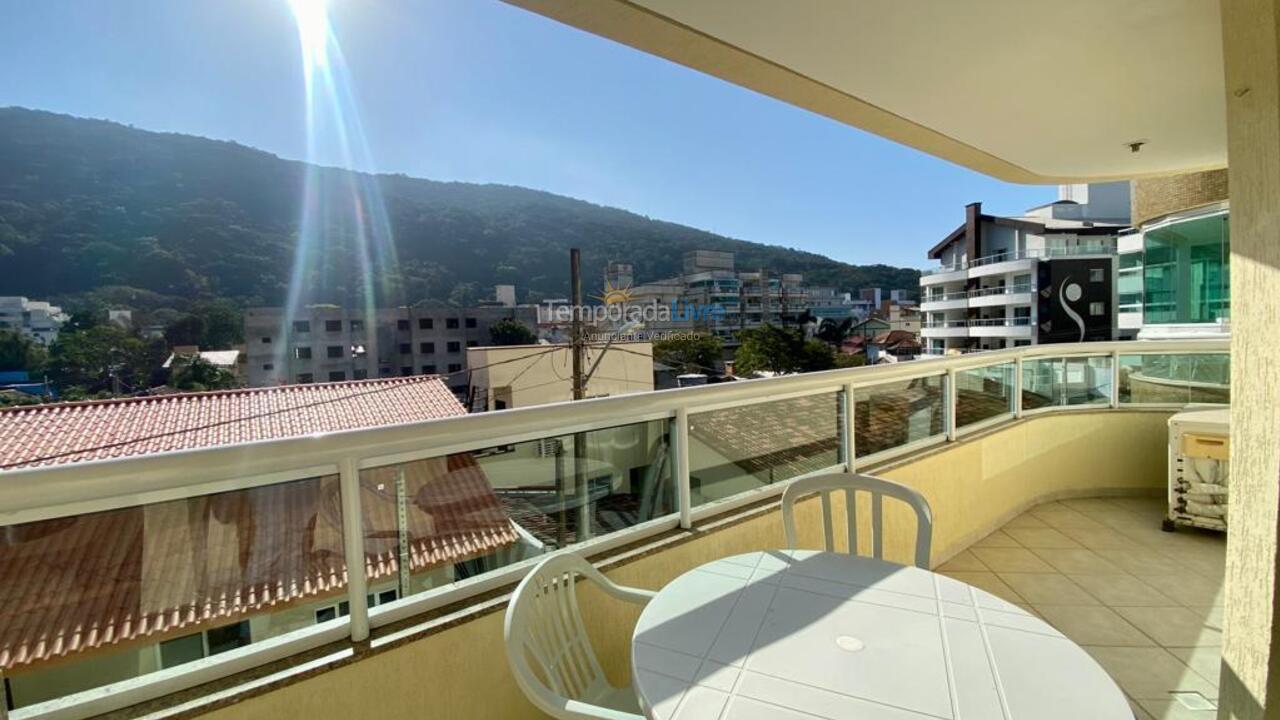 Apartment for vacation rental in Bombinhas (Praia de Bombas)