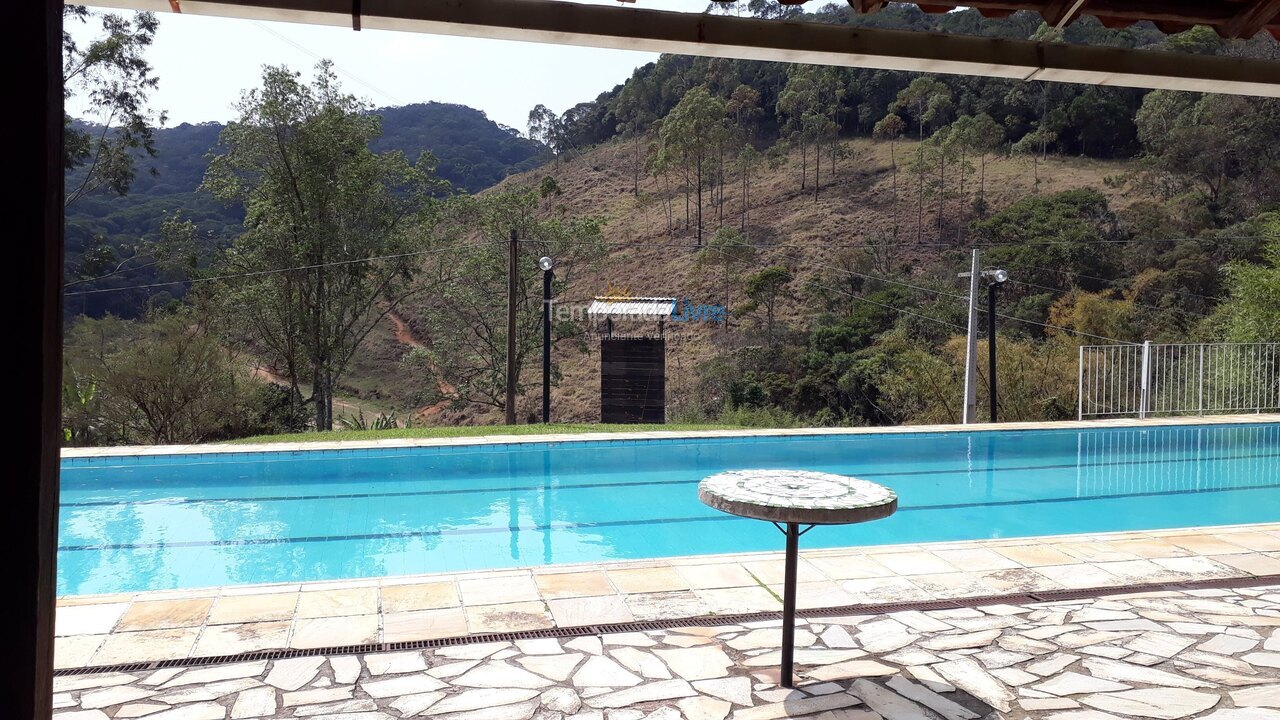 House for vacation rental in Rio Preto (área Rural)