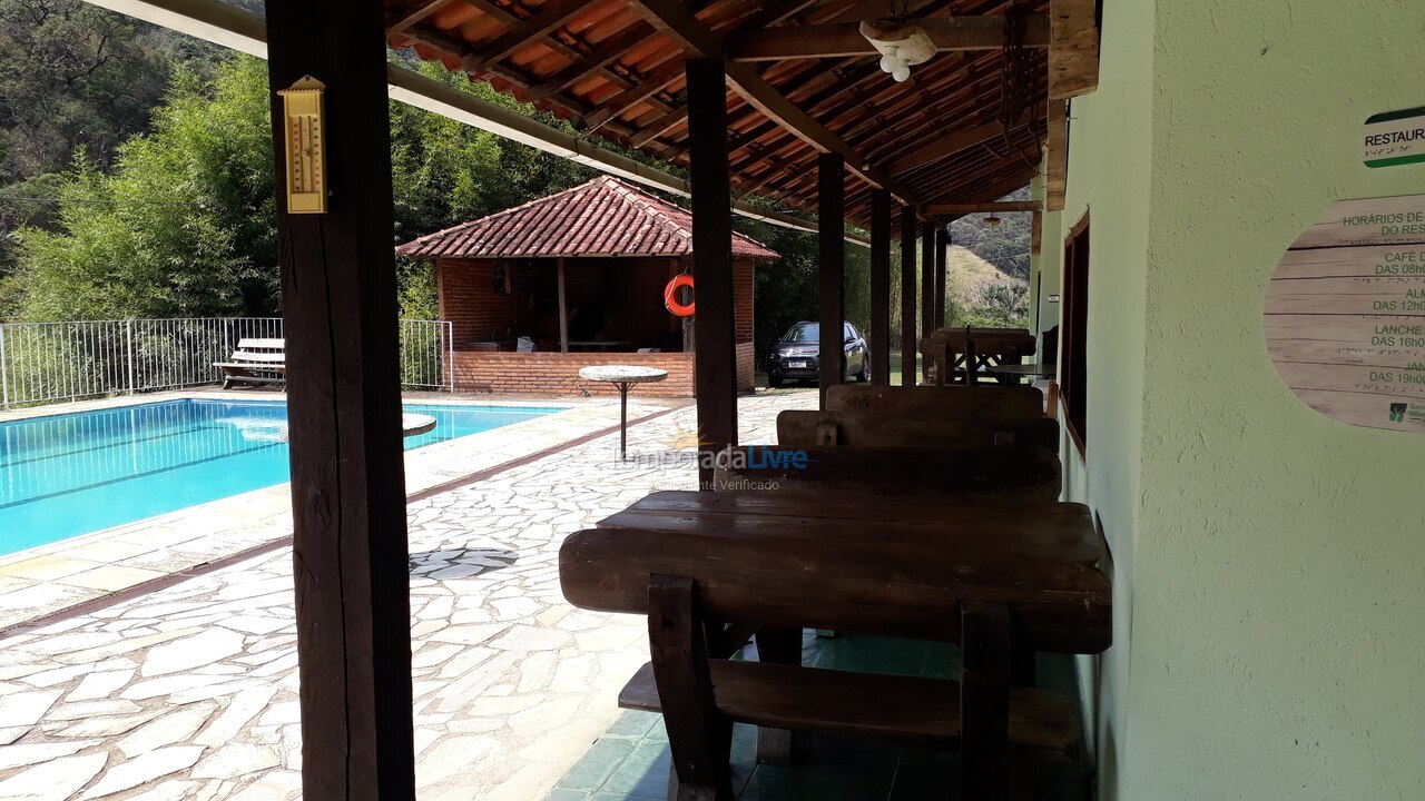 House for vacation rental in Rio Preto (área Rural)