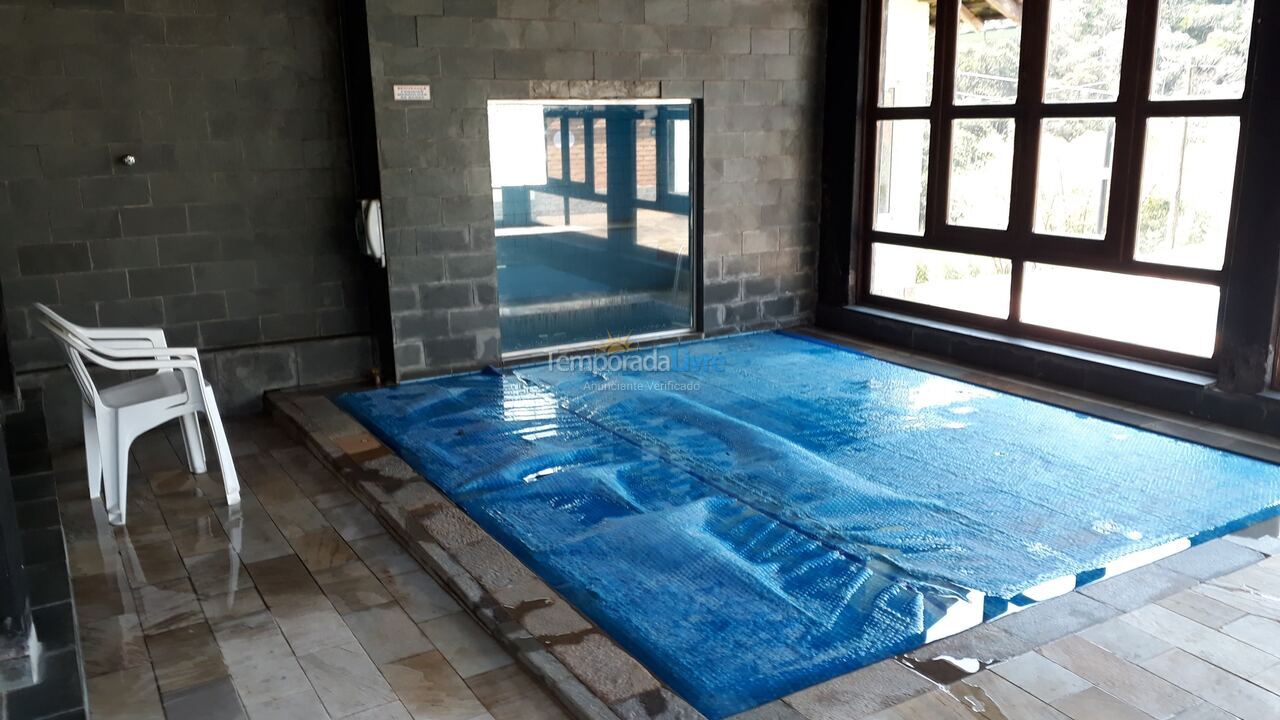 House for vacation rental in Rio Preto (área Rural)