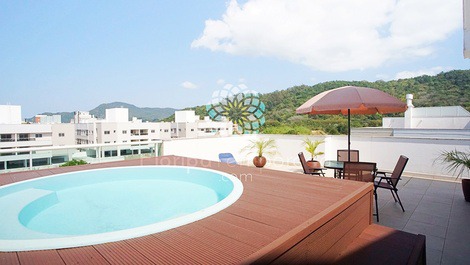 Cobertura com 3 suítes e piscina privativa