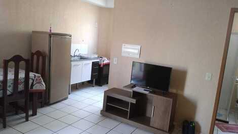 Large apartment with swimming pool with ample commerce and close to the beaches