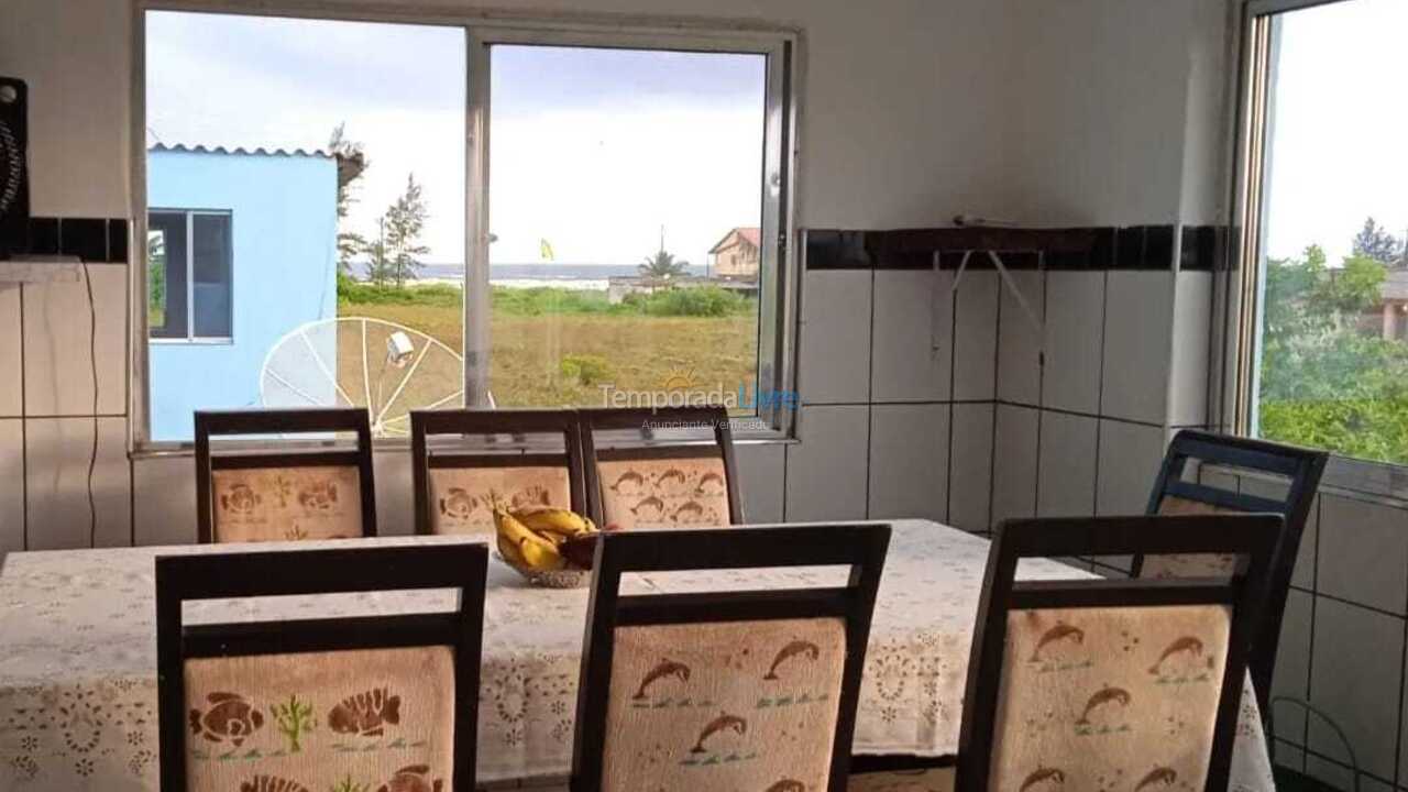 Casa para aluguel de temporada em Ilha Comprida (Ponta da Praia Norte)