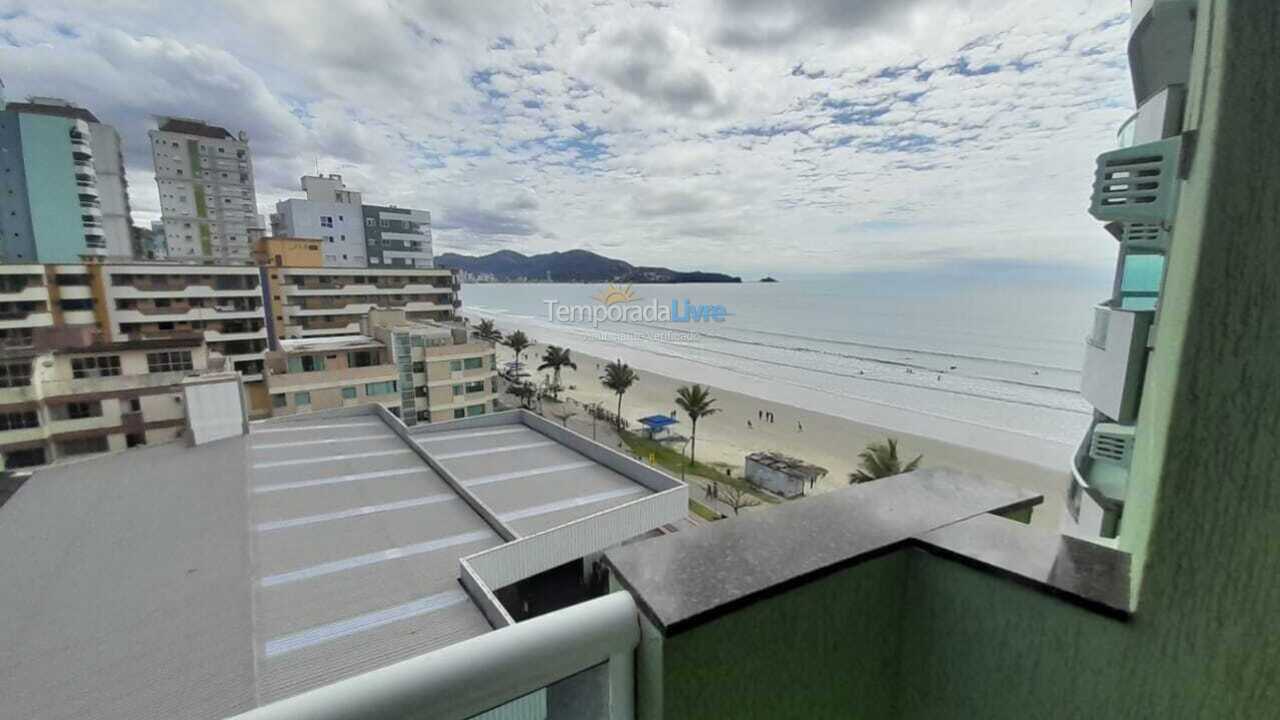 Apartamento para aluguel de temporada em Itapema (Meia Praia)