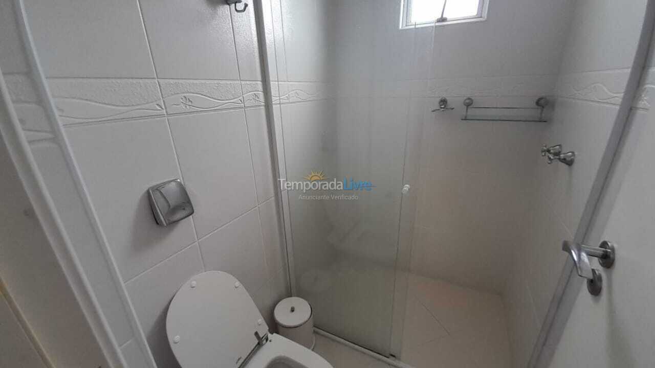 Apartamento para aluguel de temporada em Itapema (Meia Praia)